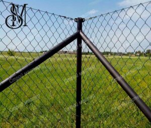 Забор-из-сетки-рабицы-в-Кингисеппе